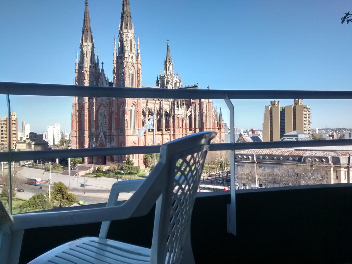 Departamento Plaza Moreno Con Balcon La Plata Dış mekan fotoğraf